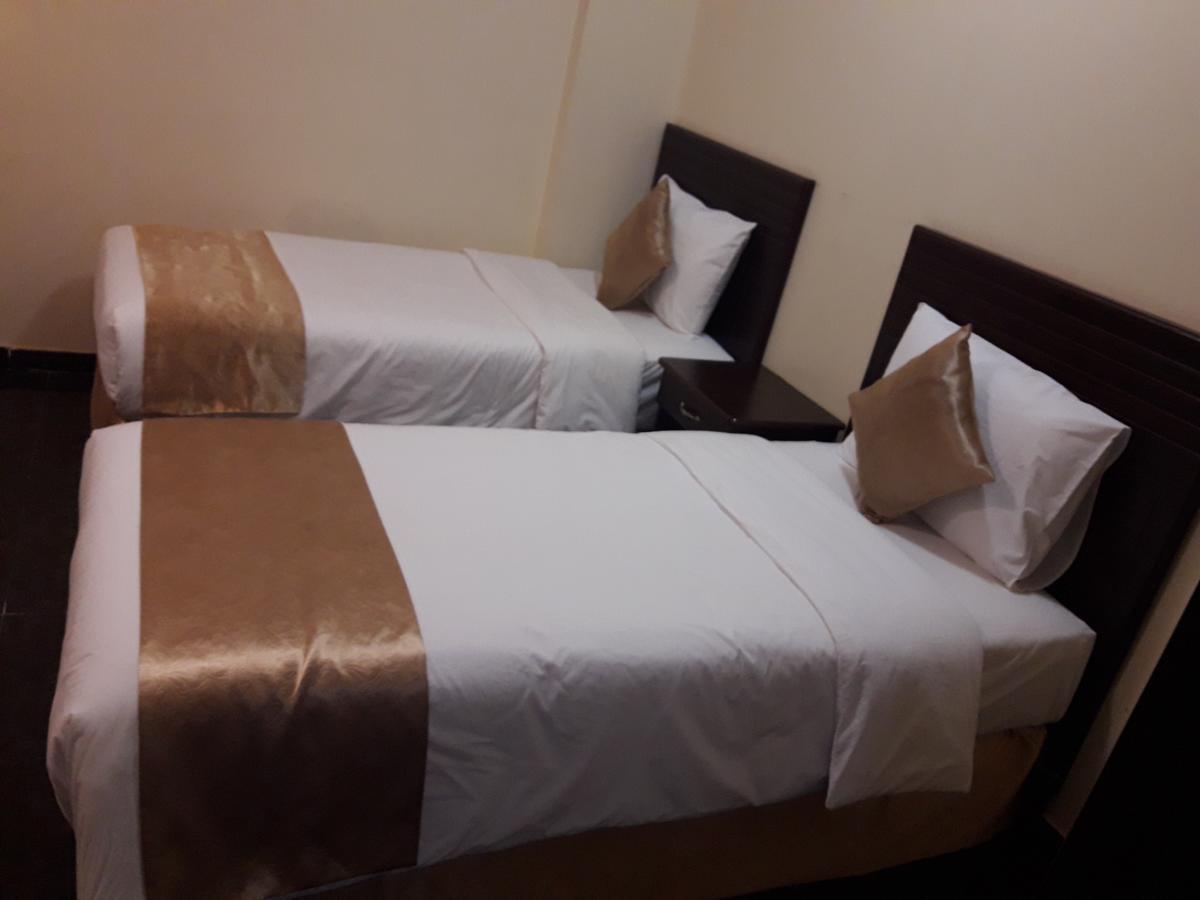 Lake Hotel Mukhi Ngoại thất bức ảnh
